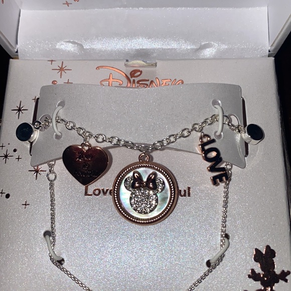 Rose gold Minnie Mouse bracelet. - Picture 2 of 2